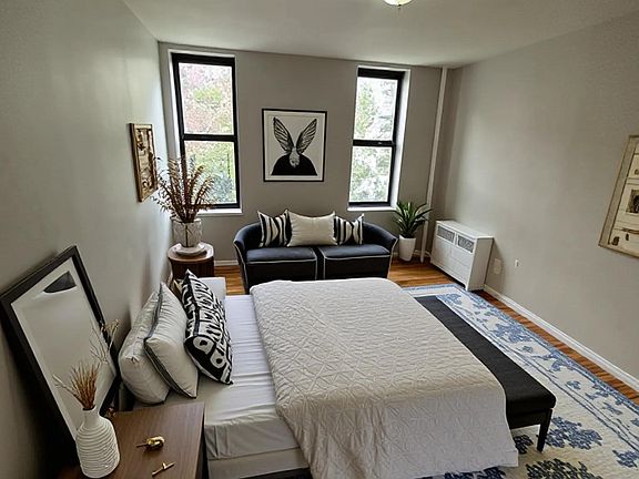 3rd image of 585 E 21st St APT 3J
