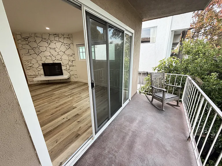 1452 Berkeley St #1 — Photo 26
