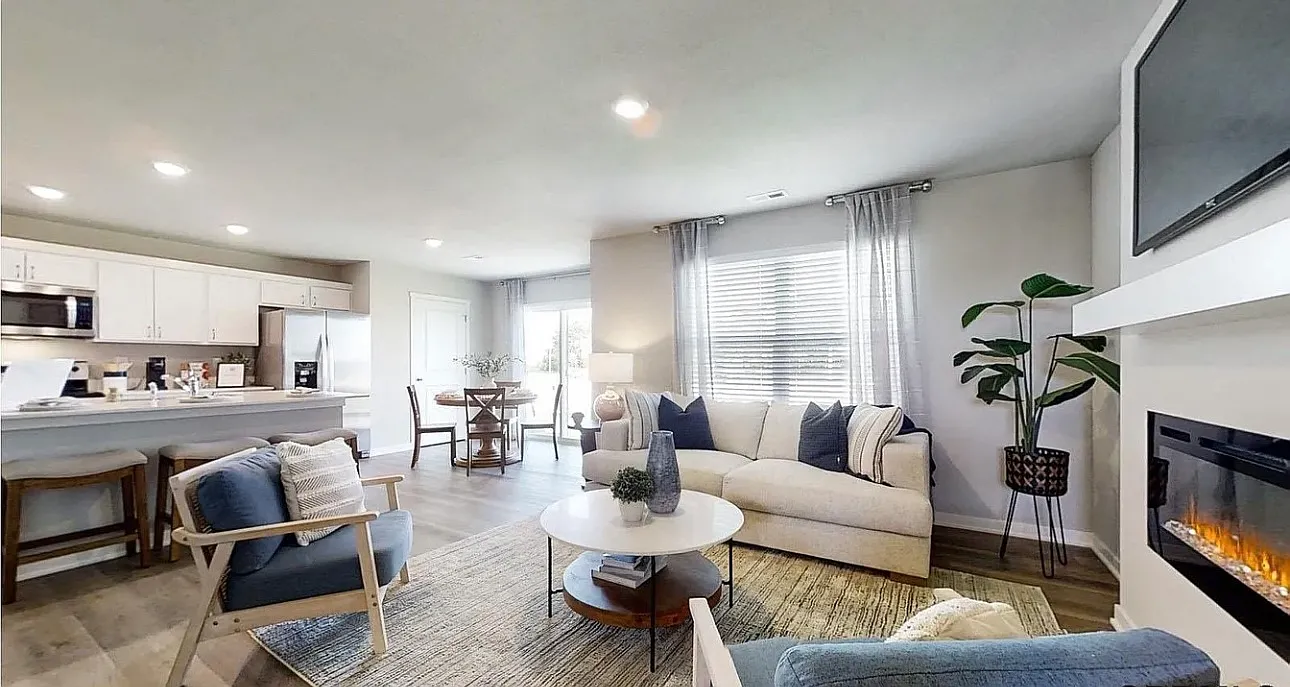 3 bed, 2.5 bath, 1511 sqft, $2,100 — Photo 4