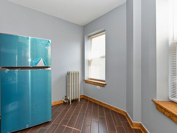3rd image of 6314-16 S Troy St #3135-37