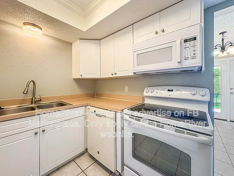 6519 Valerosa Ct #8 — Photo 7