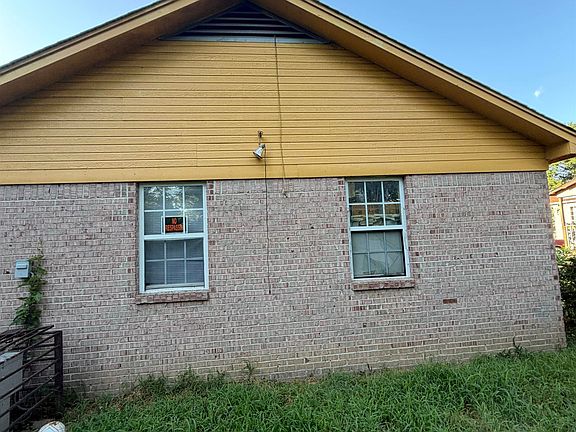 2nd image of 2139 Shannon Ave