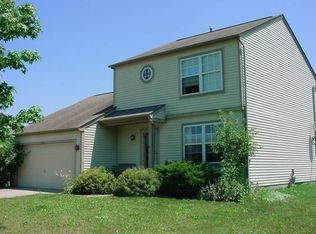 1052 Empire Dr, Newark, OH 43055