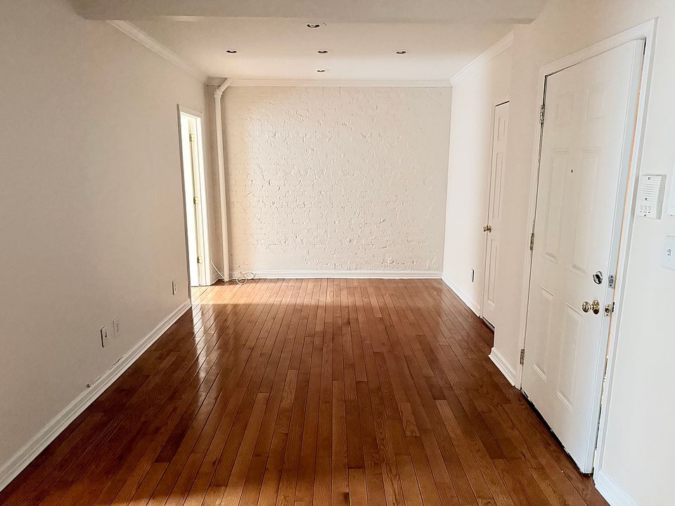 1st image of 303 E 104th St APT 4
