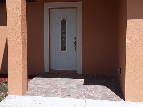 4th image of 3414 22nd St W