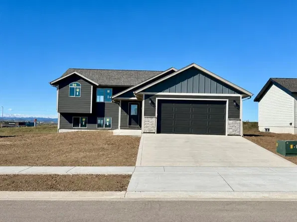 213 Dorchester Ave, Box Elder, SD 57719
