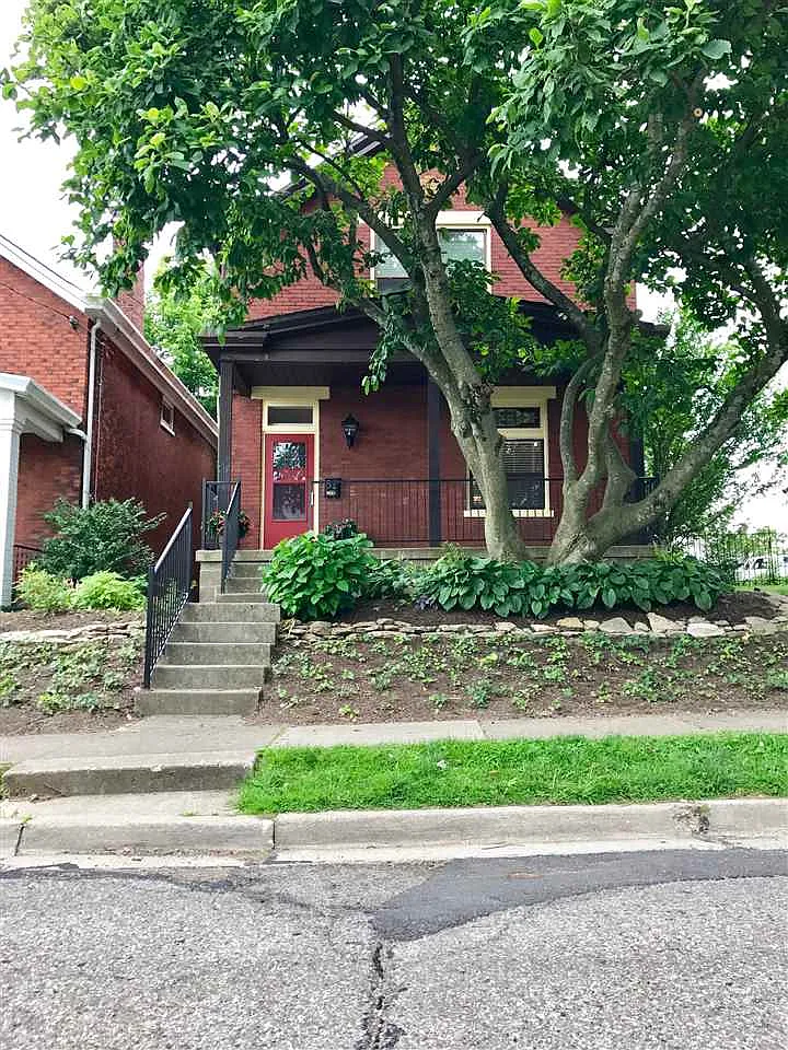31 17th St photo 1