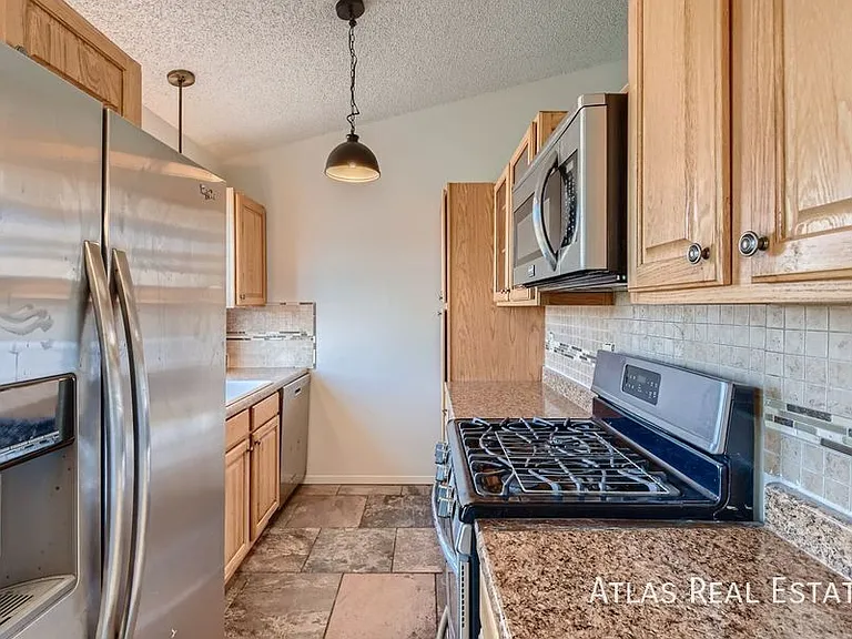 7790 Belford Dr — Photo 5