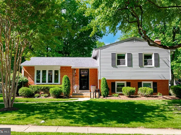 9217 Capricorn Ct, Burke, VA 22015