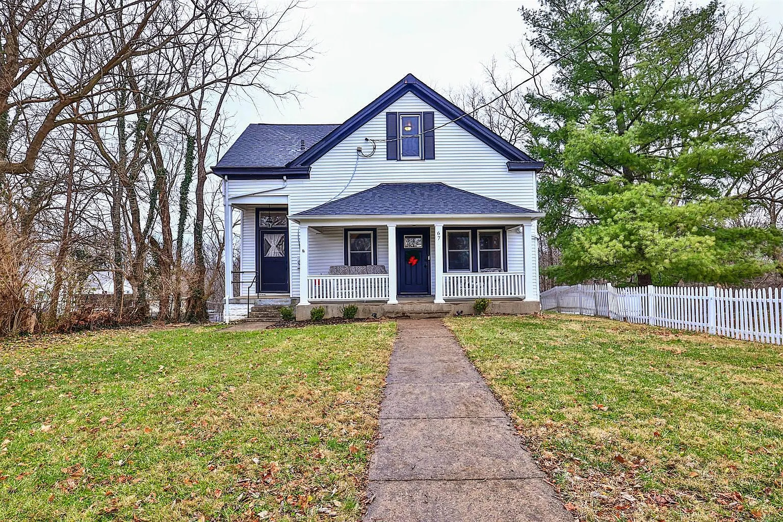 67 Crowell Ave photo 1