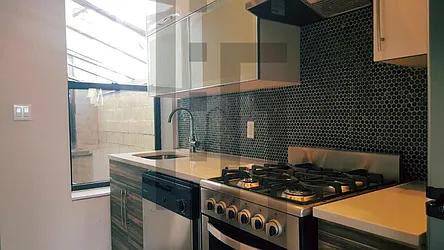 Rented by Loom Group