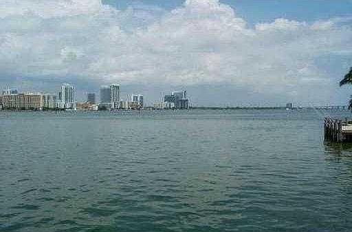 2nd image of 1717 N Bayshore Dr #A-1739