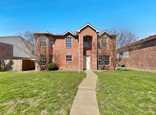 2707 Southridge Dr, Sachse, TX 75048
