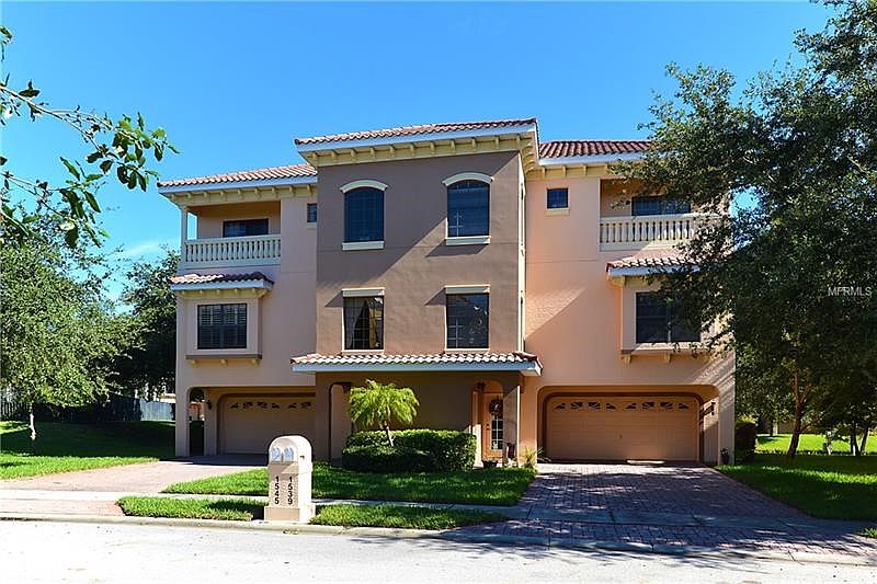1535 Citrine Trail, Tarpon Springs - View of Front of Building.