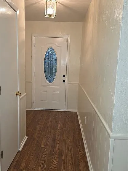 210 E Witt St — Photo 7