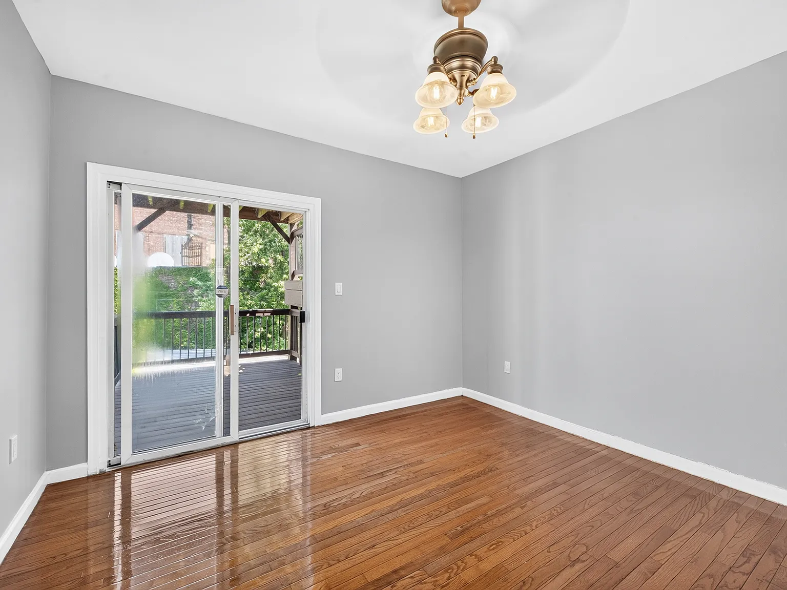 1 bed, $2,200 — Photo 4