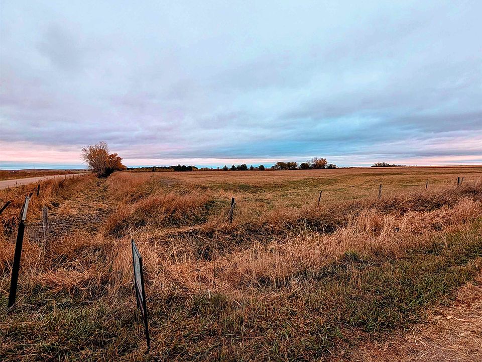 1st image of 760 Road