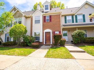 163 Susan Ct, Kendall Park, NJ 08824