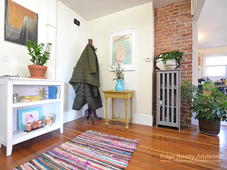 505 Washington St #2A — Photo 6