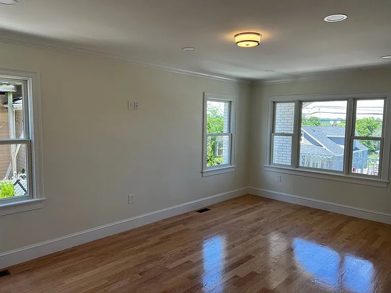 570 Proctor Ave #1 — Photo 10
