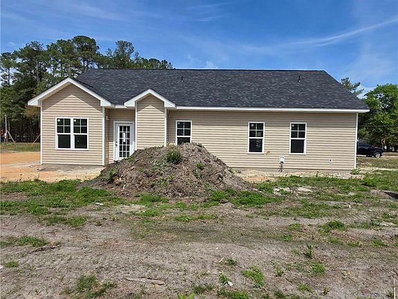 3rd image of 725 Porter Rd