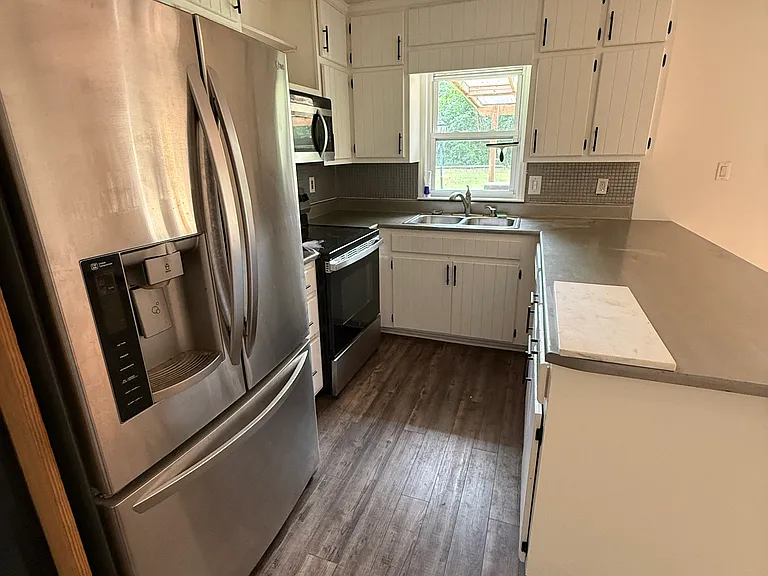106 Brookwood Dr — Photo 8