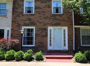 5574 Brackenridge Ave, Columbus, OH 43228