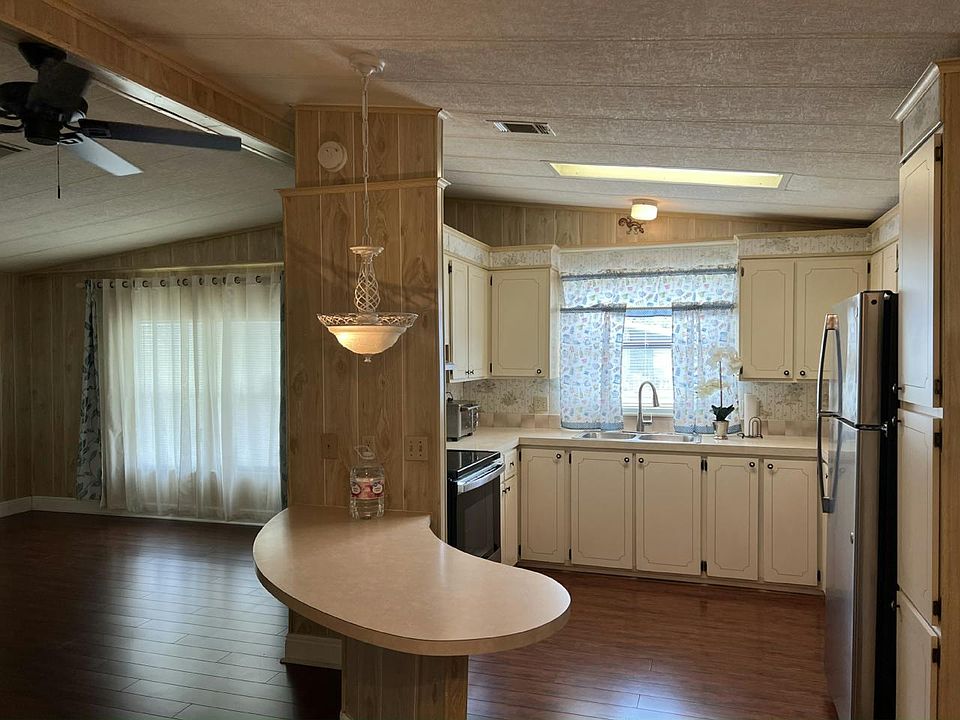 1st image of 3927 Sabal Dr #249