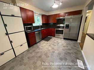337 NE 195th St, Seattle, WA 98155