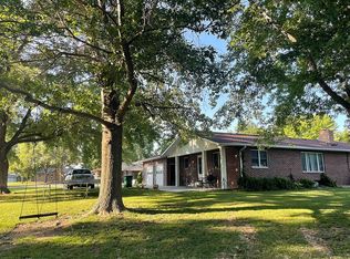 1516 Sunset Dr, Seneca, KS 66538