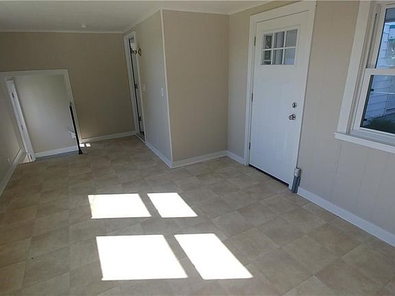 3rd image of 10963 Sisson Hwy