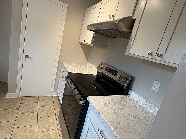 351 Paces Ferry Rd — Photo 12