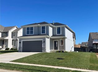 1200 S 12th Ter, Louisburg, KS 66053