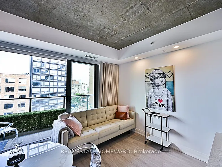 32 Camden St #706 — Photo 4