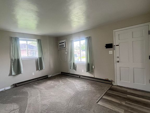 4th image of 535 E Virginia Ave