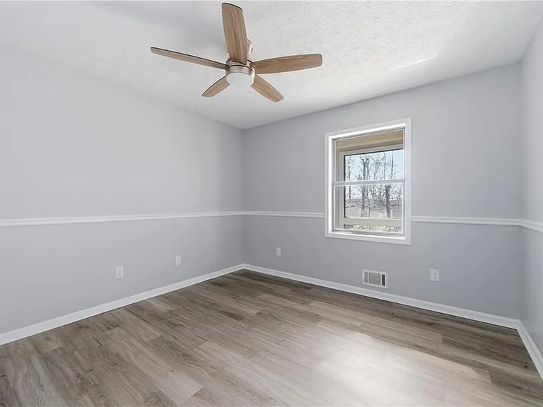4380 Cary Dr — Photo 22