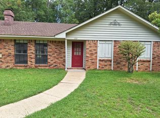 137 Bent Creek Dr, Brandon, MS 39047