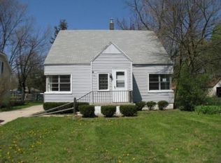 727 4 Mile Rd NE, Grand Rapids, MI 49525