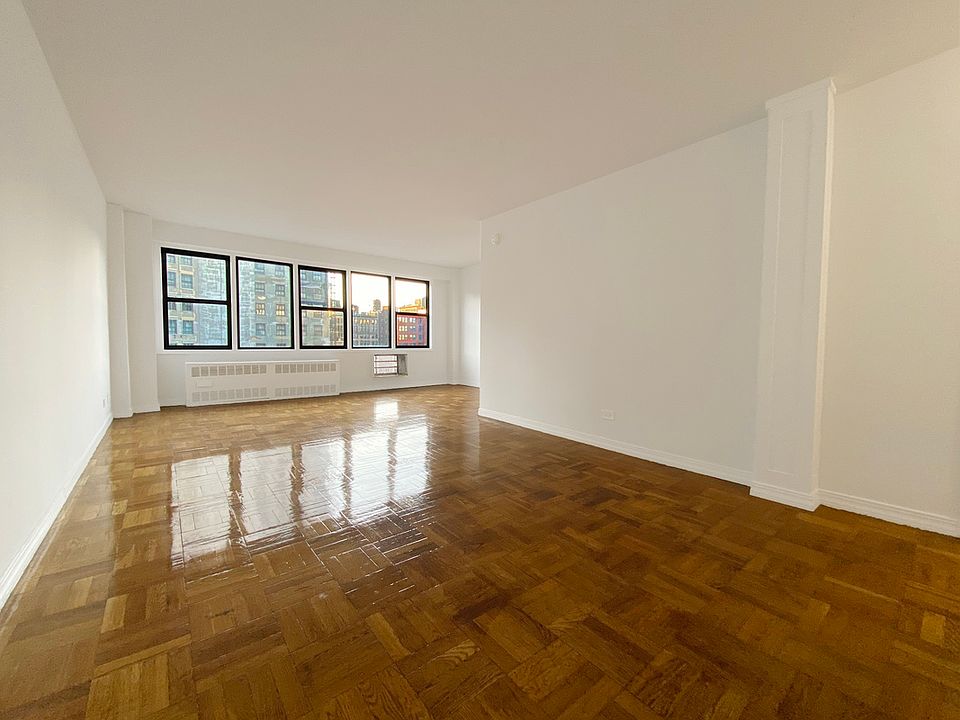 1st image of 200 E 15th St APT 15E