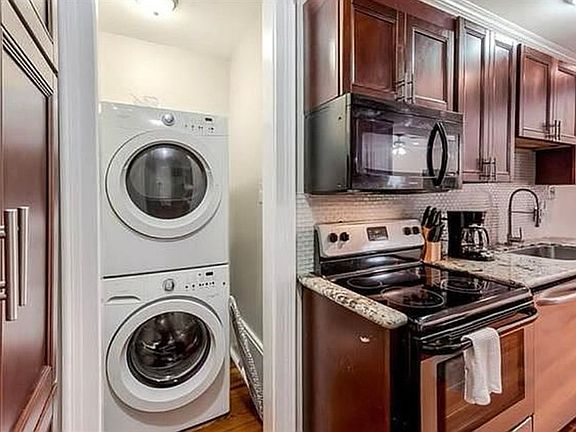 5th image of 1836 Baronne St #C