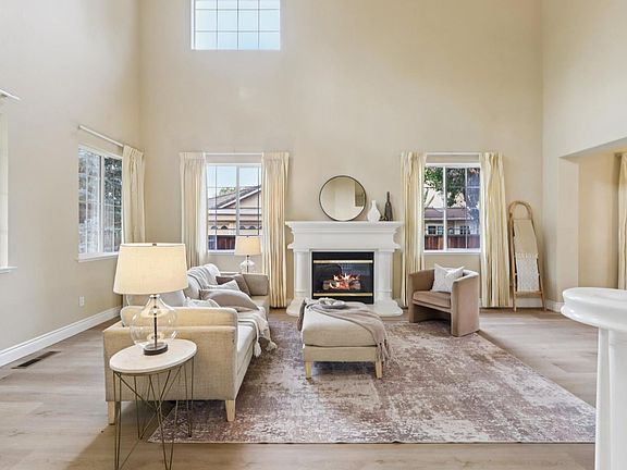 5th image of 1767 Embassy Circle