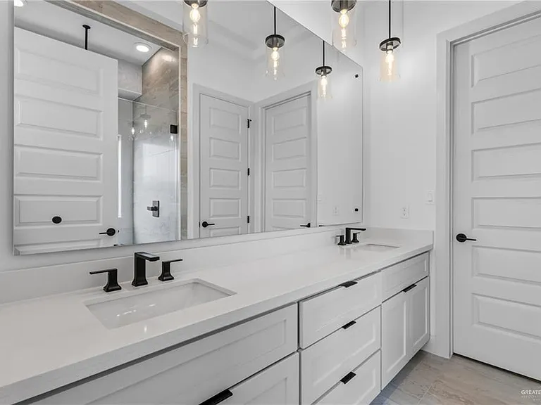 1201 Dolores St — Photo 13