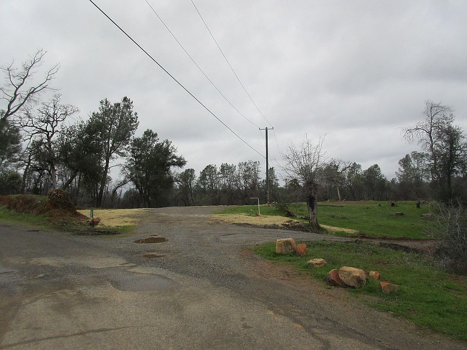 2nd image of 19902 Little Acres Ln