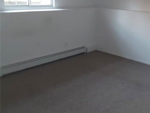 3rd image of 383 Puritan Dr