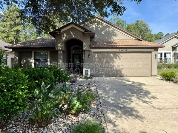 13658 Kayak Ct, Jacksonville, FL 32226