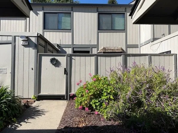 1527 Ashwood Dr, Martinez, CA 94553