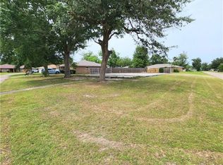 4823 Gentilly St, Lake charles, LA 70607