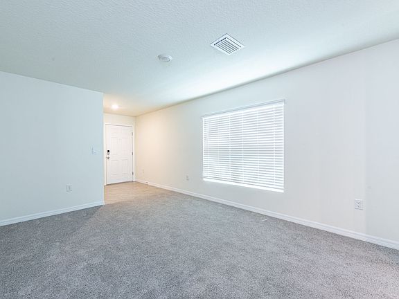 5th image of 38312 Sonnet Landing Ave