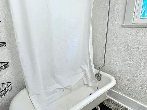 5th image of 156 Eastern Ave NE #2