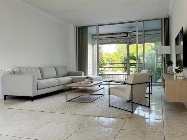 (undisclosed Address), Davie, FL 33324